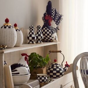 Chicken In A Basket Lidded Dish image two